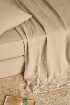 Flat washed linen sheet - light brown