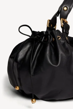 Handbag in leather