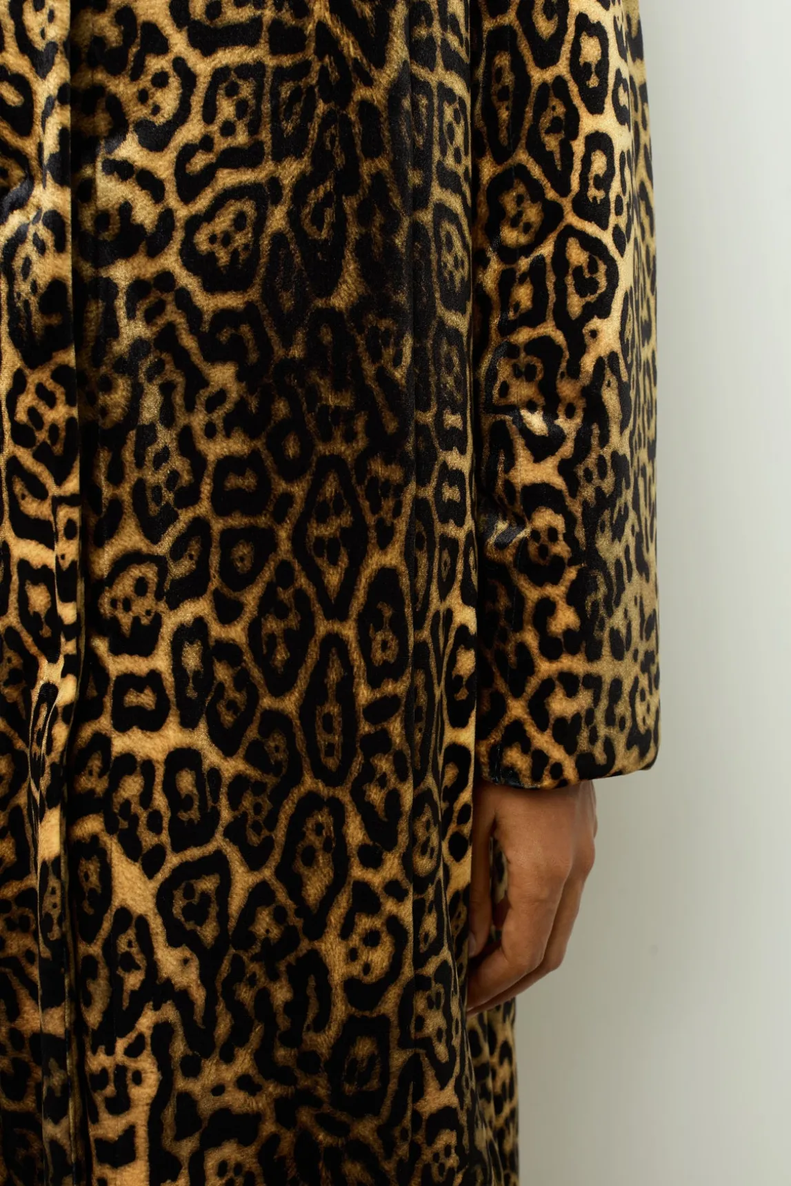 Leopard velvet straight coat - LEUNDA