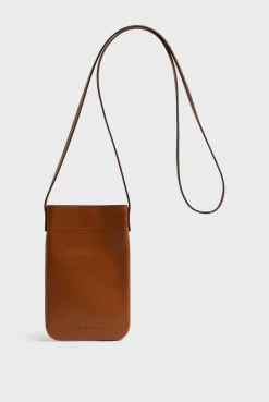Phon"])self.__next_f.push([1,"eholder in plain leather - LADYPHONE