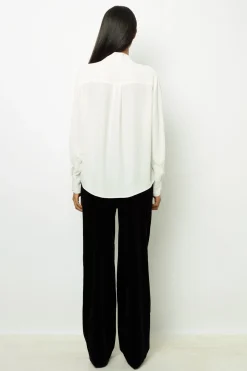 Pussy-bow collar blouse
