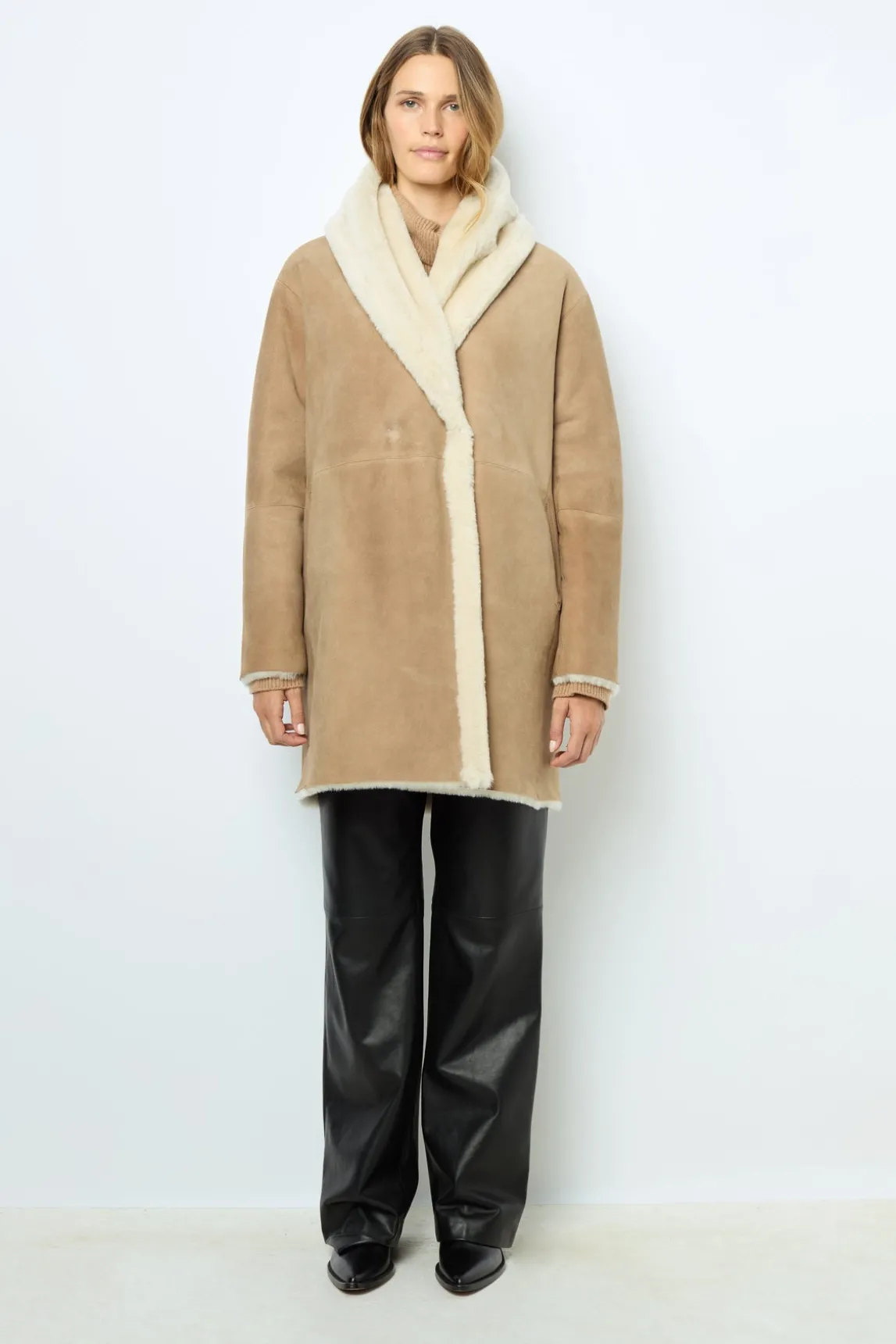 Reversible shearling coat with shawl collar - LEOCADIE