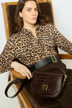 Saddle bag in leather embossed cr