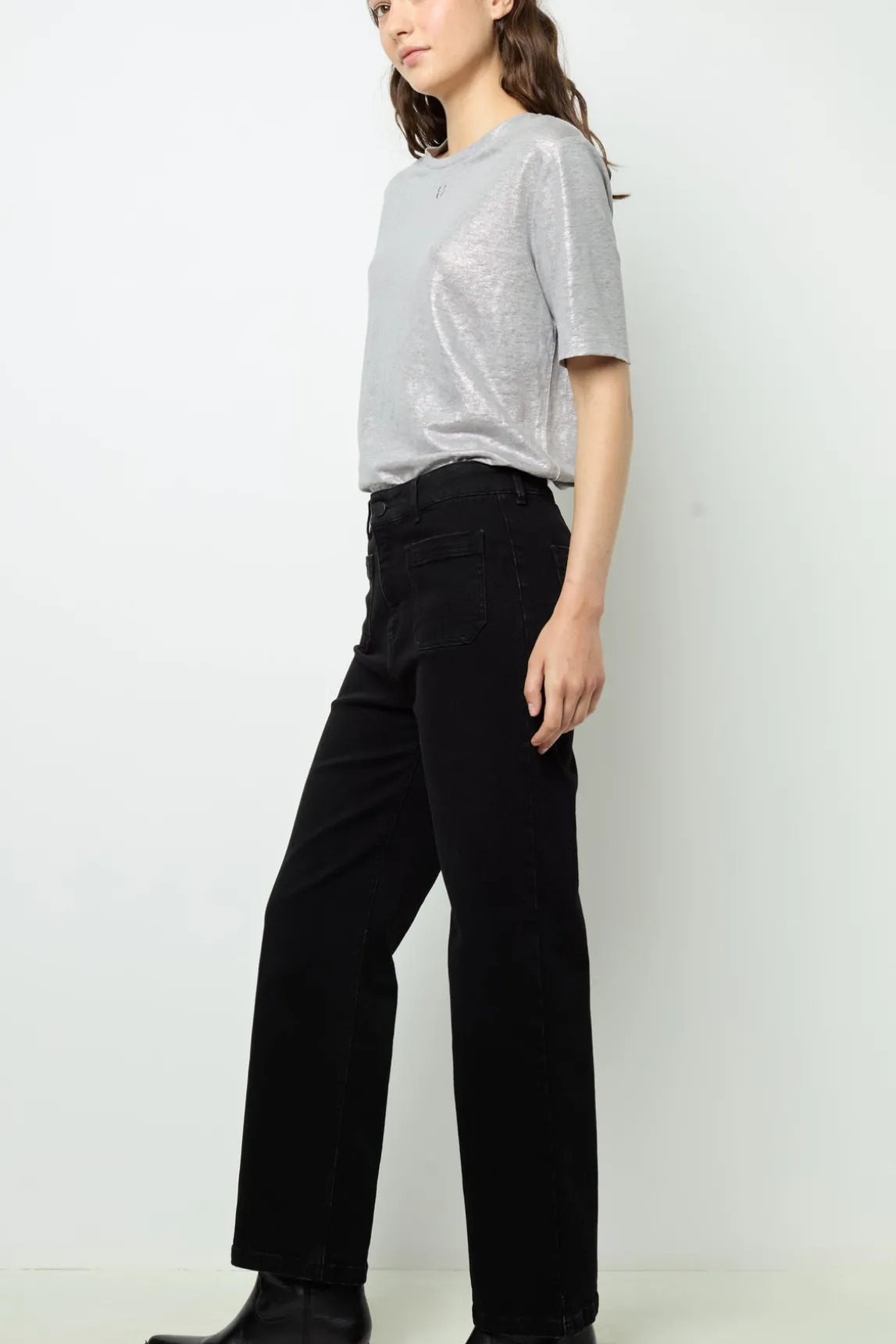 Straight-leg, wide black jeans - NEVAE