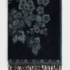 Wool scarf"])self.__next_f.push([1," with large flower print - DORINE