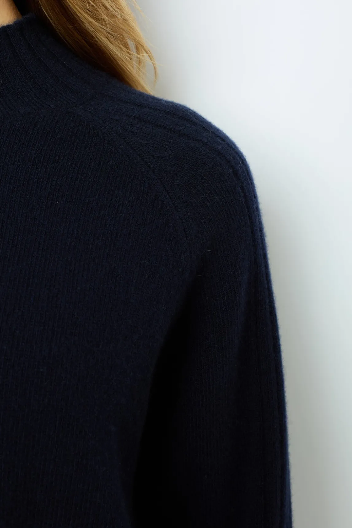 Wool sweater with stand up collar - JAINA